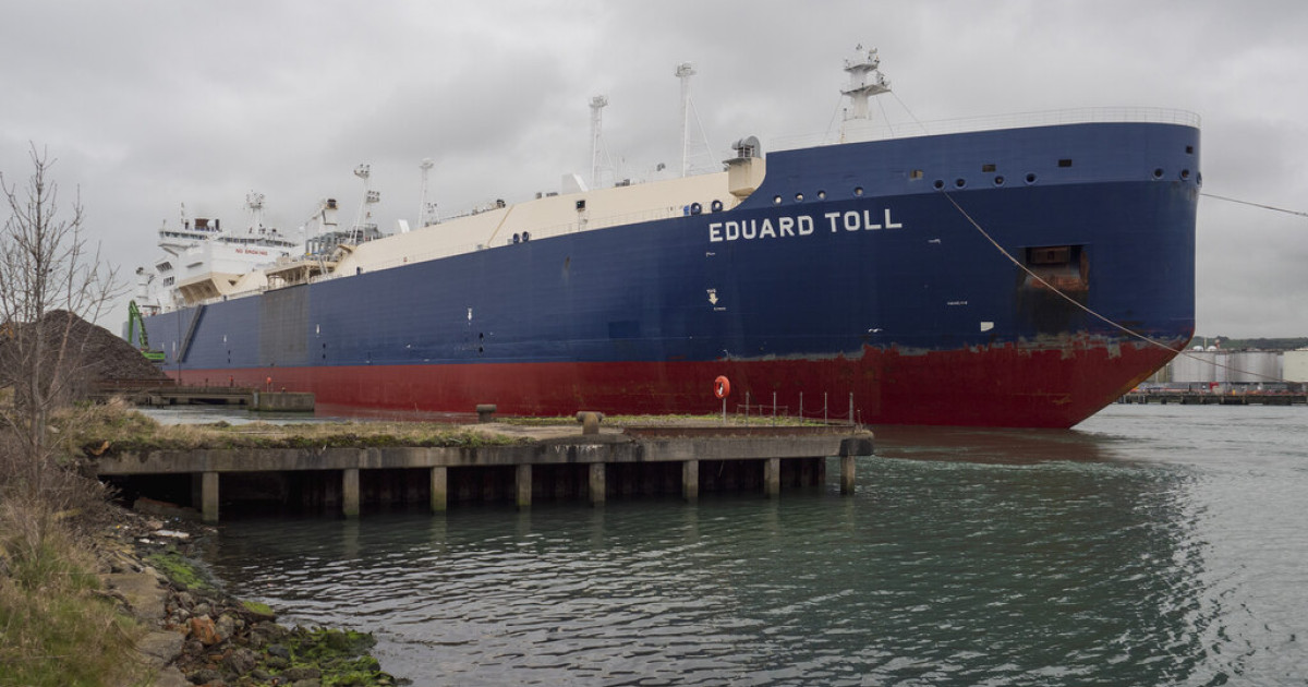 The "Eduard Toll" is one of seven Russian LNG transporters operated by Seapeak in Glasgow. (photo credit: © Rossographer) Large Russian ship 'Eduard Toll' that transports liquified natural gas across Europe and Asia, visiting Belfast docks.