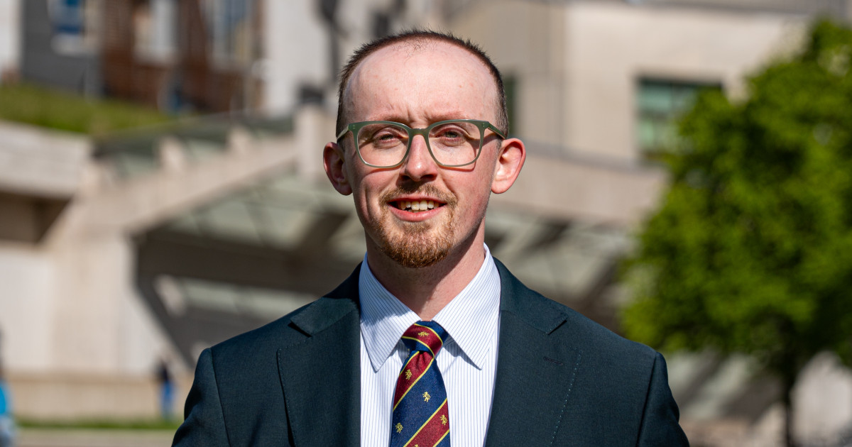 Kristopher Leask
